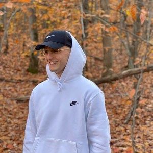 Meet your Posher, Scott